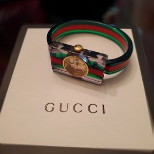 Ladies Gucci watch